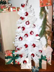 Sealed Lone Star 3.5 Foot Christmas Tree