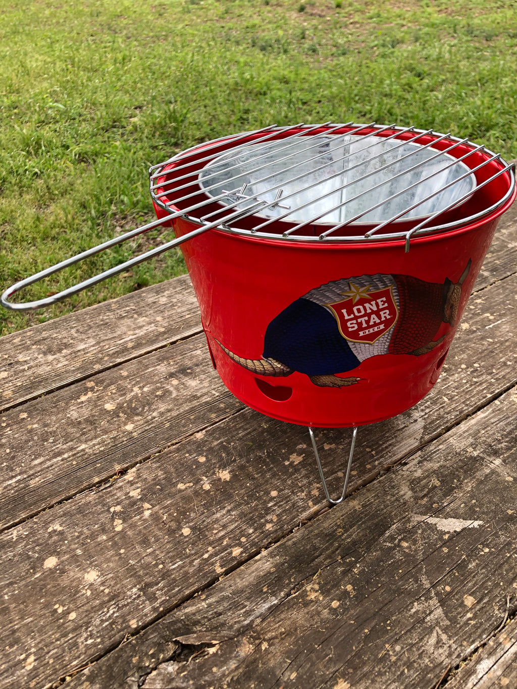 Lone Star Armadillo Bucket Grill