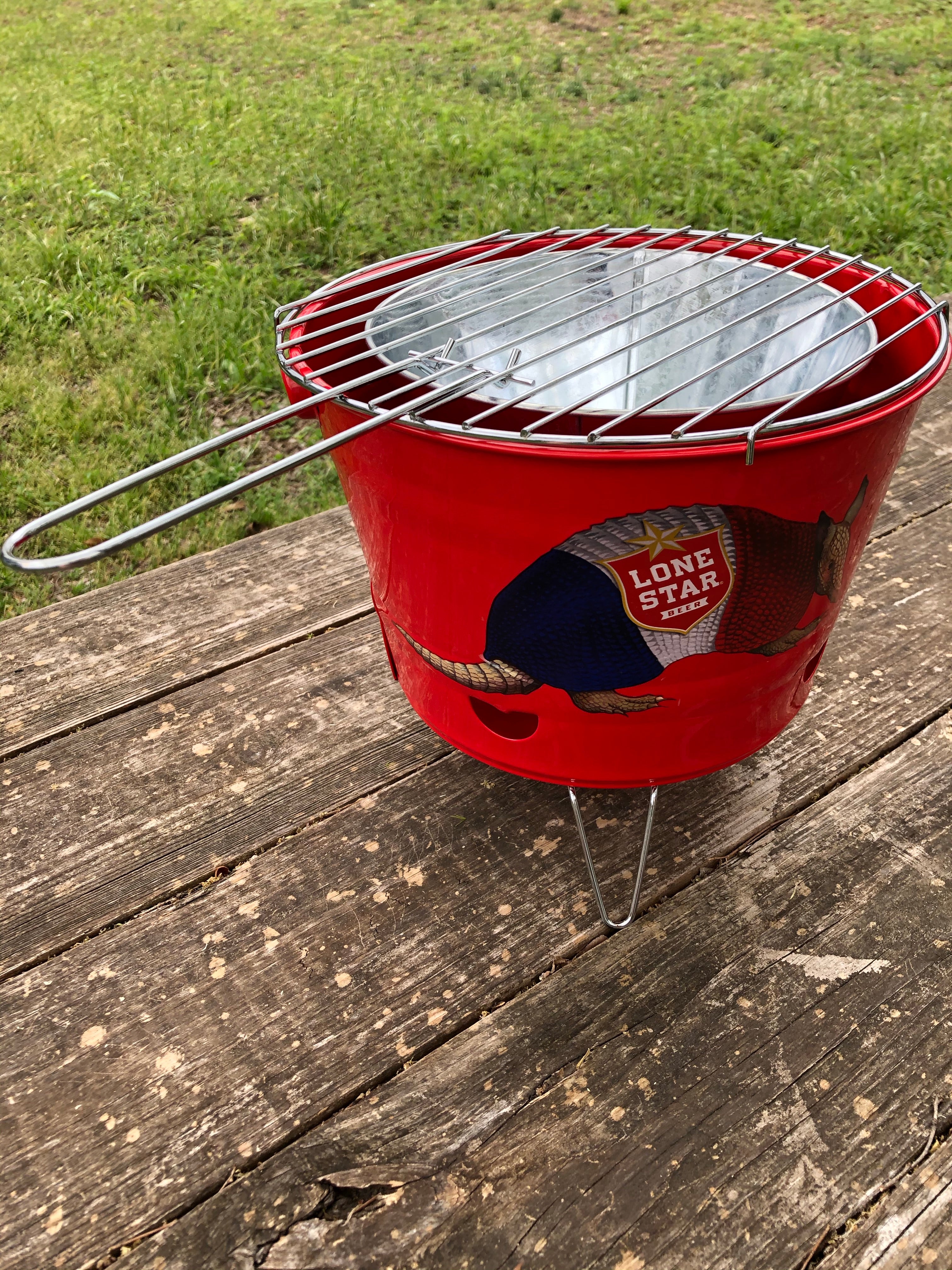 Lone Star Armadillo Bucket Grill