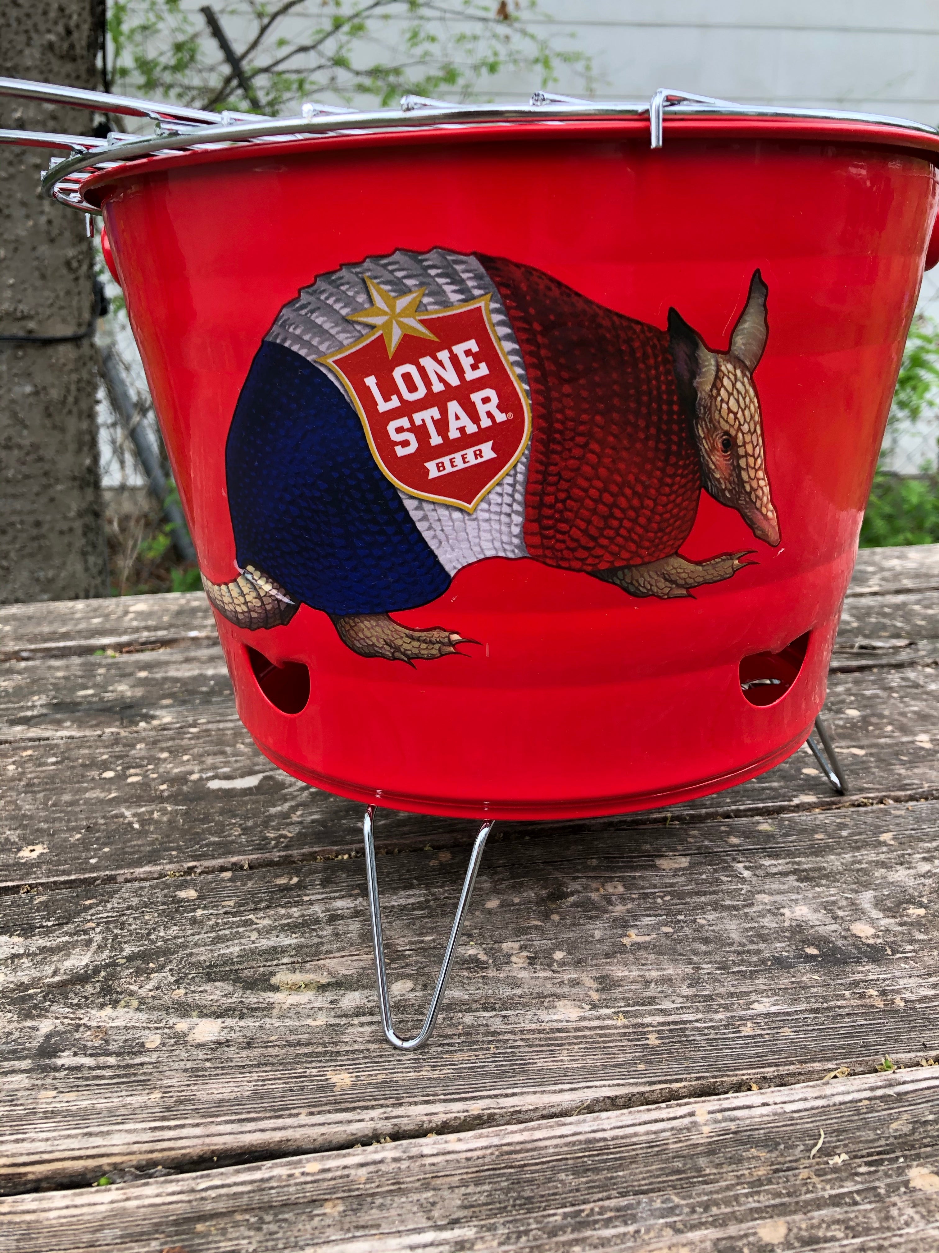 Lone Star Armadillo Bucket Grill
